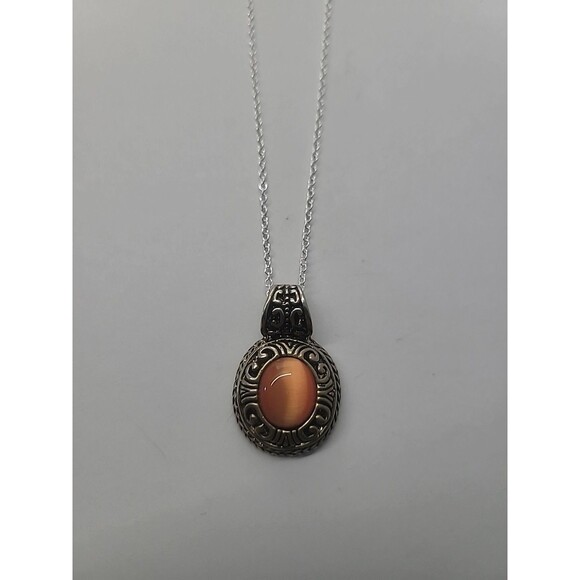 Vintage Silver Tone Orange Cats Eye Pendant Necklace Ornate Filigree Setting - Picture 7 of 12